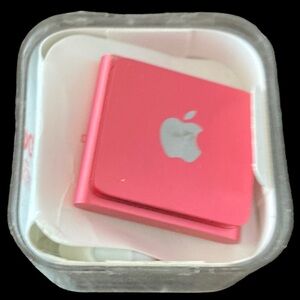 4th Gen Ipod Nano Pink All Acessories Included FREE SHIPPING